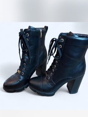 Women’s Black Lace-Up High Heel combat boots